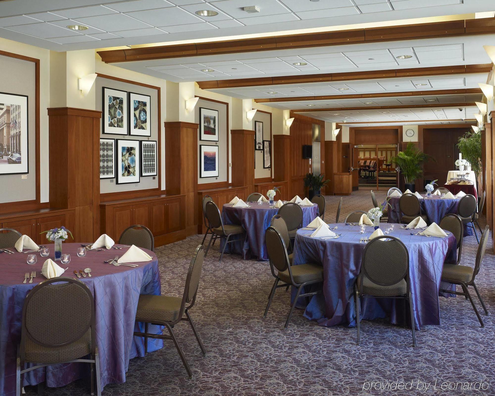 The Blackwell Columbus Restoran gambar